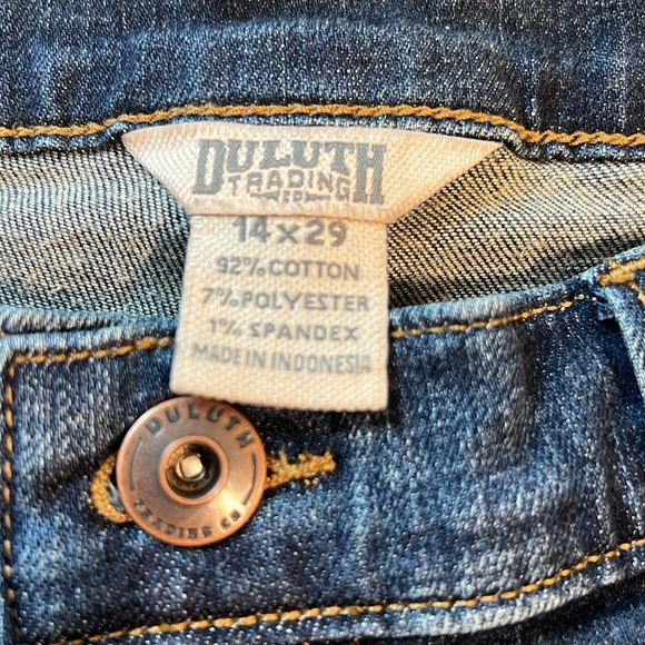 Duluth Trading Co. Wide Leg Jeans Size 14x29 - Picture 7 of 7